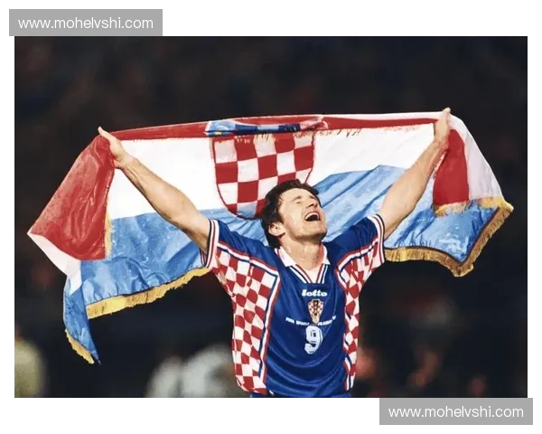 历届世界杯金靴得主精彩表现与进球传奇全解析